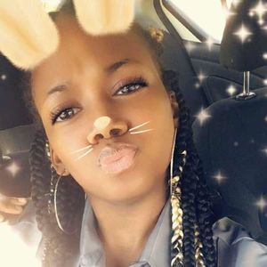 Meet your Posher, Natavia